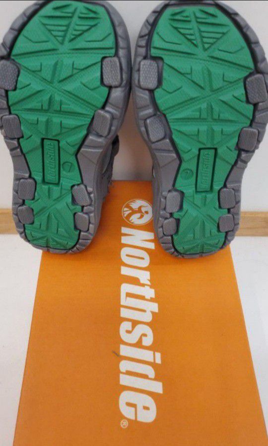 Boy's Northside Riverside Sandals size 7 Toddler- NEW