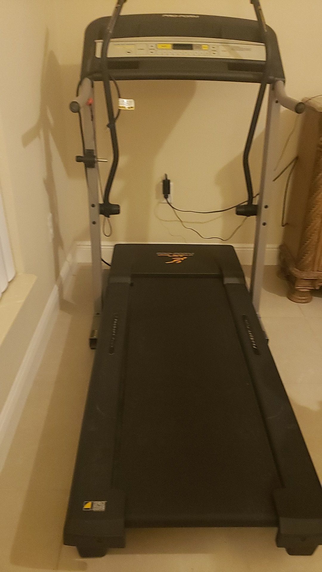 ProForm crosswalk 375E treadmill for Sale in BVL, FL OfferUp