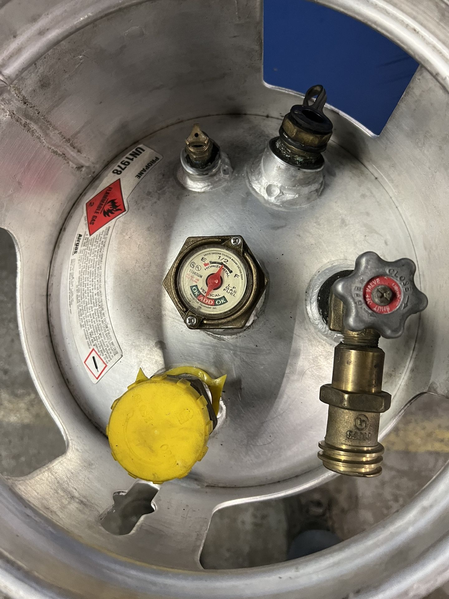 ALUMINUM 2019 FORKLIFT PROPANE TANK