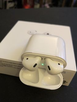 EUC Apple Airpods 2nd Gen In Box Thumbnail