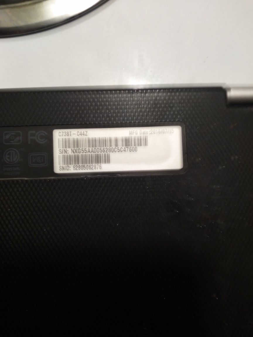 Touch Screen 2 In 1 Acer Chromebook/Tablet