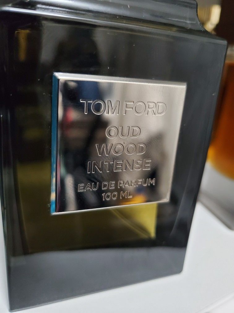 TOM FORD OUD WOOD INTENSE