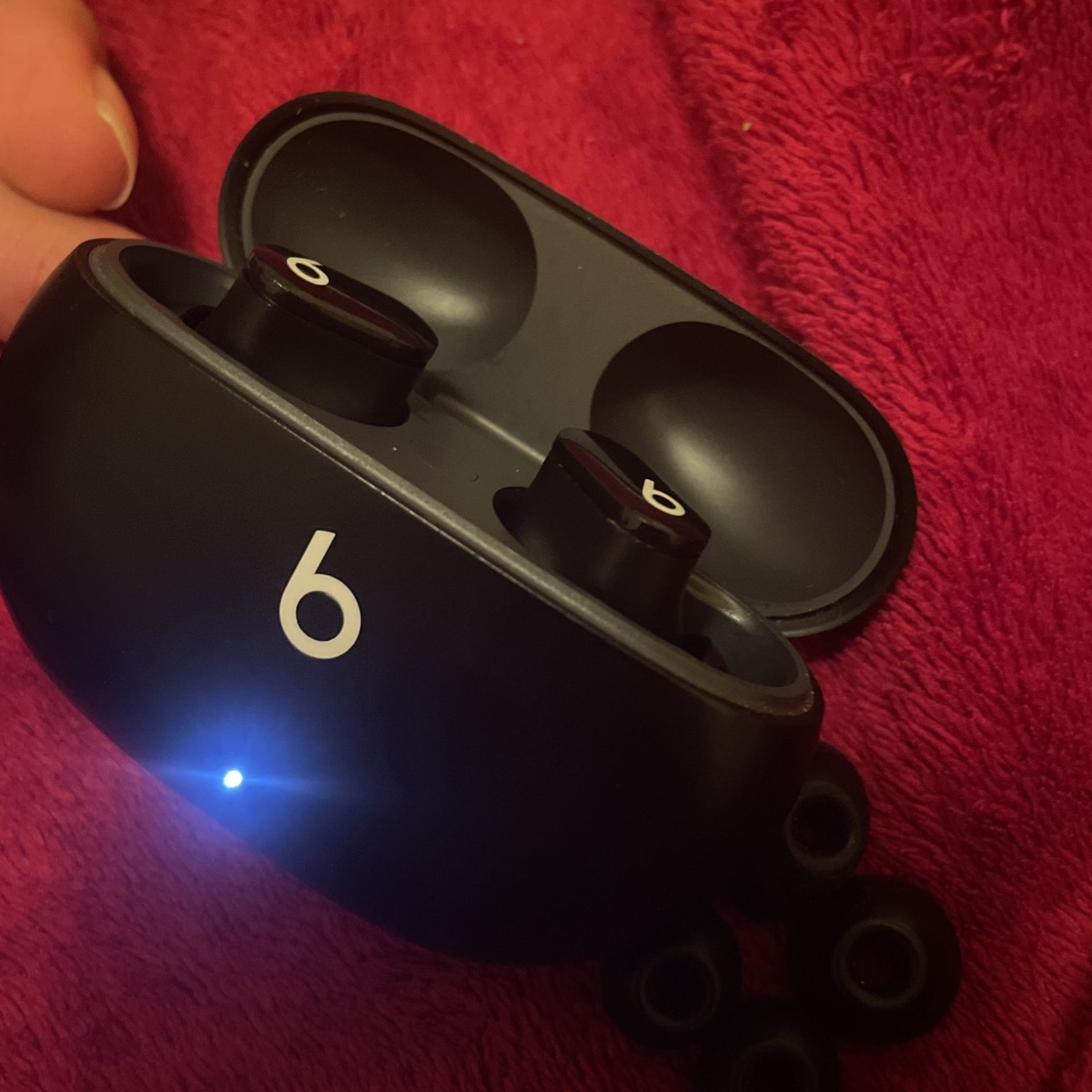 Beats Studio Buds Basically New