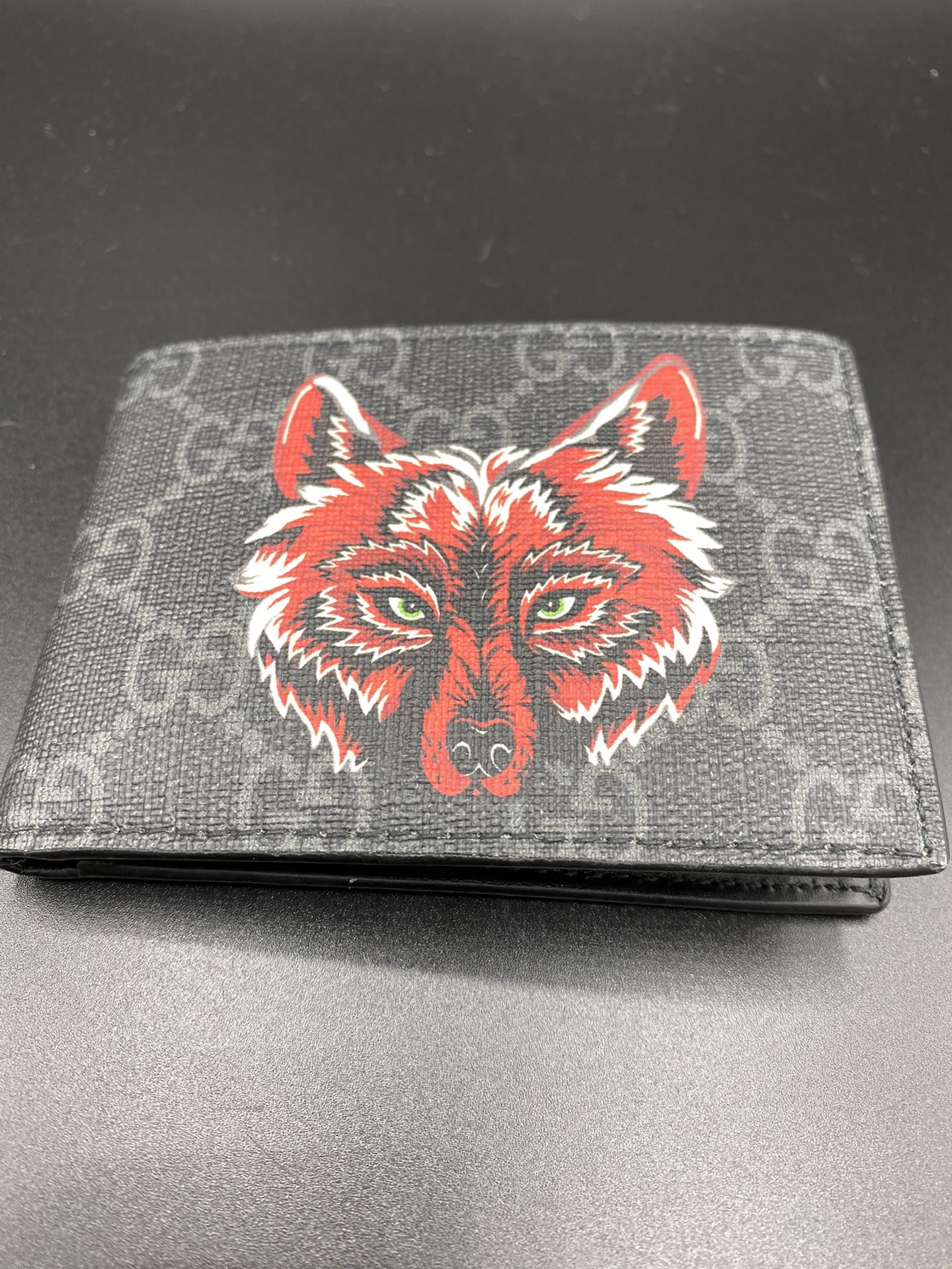 Gucci Wolf Print Wallet GG Supreme Authentic