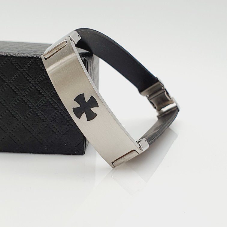 "Stainless Steel Bracelets For Men, MO211

           