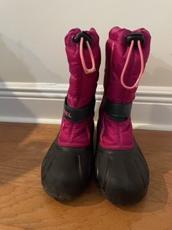 Sorel Pink Snow Boots - Size 5 Thumbnail