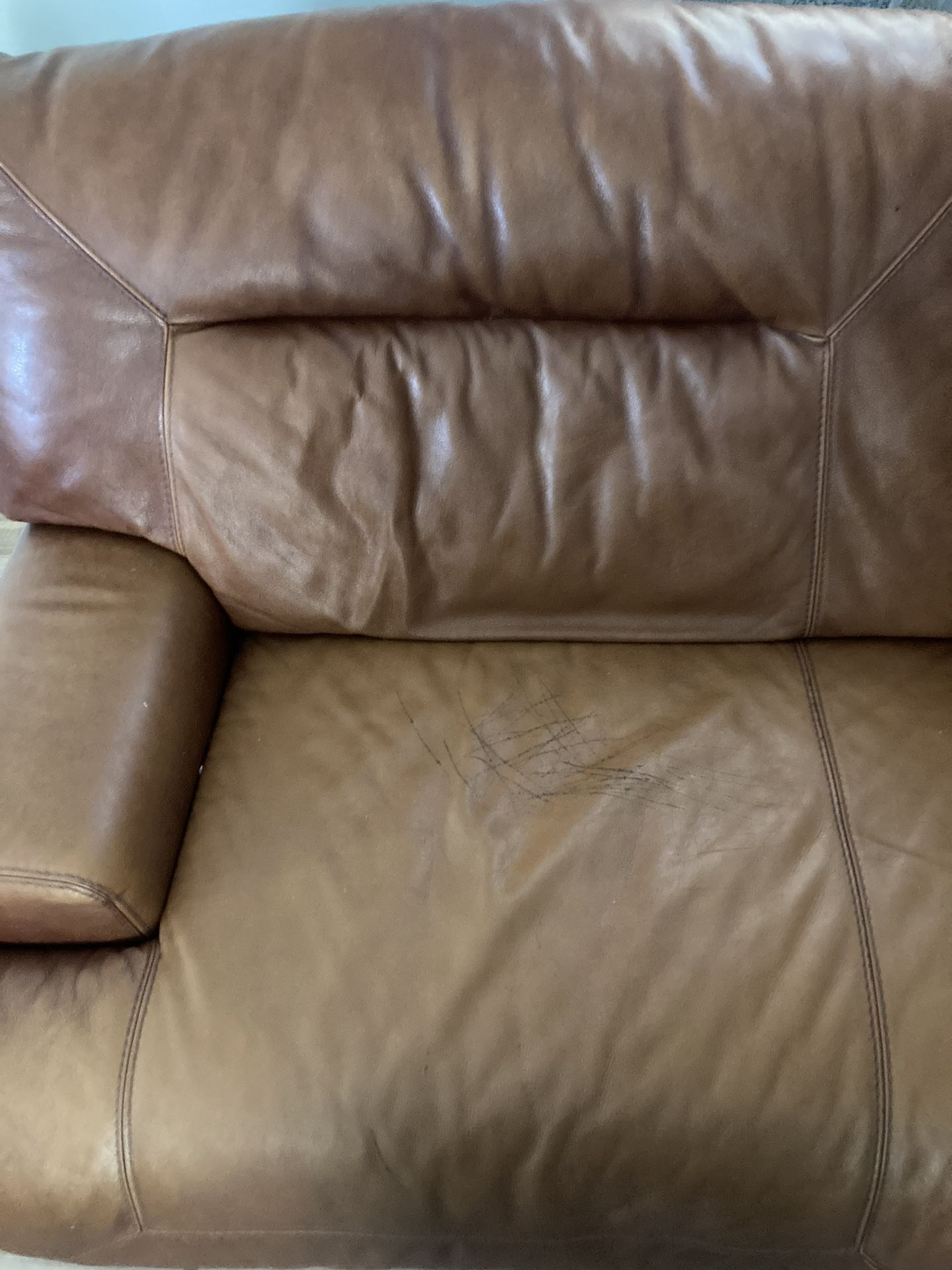 ((((Real Leather ))) Everything Works