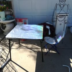 Kids Table And Chair Thumbnail