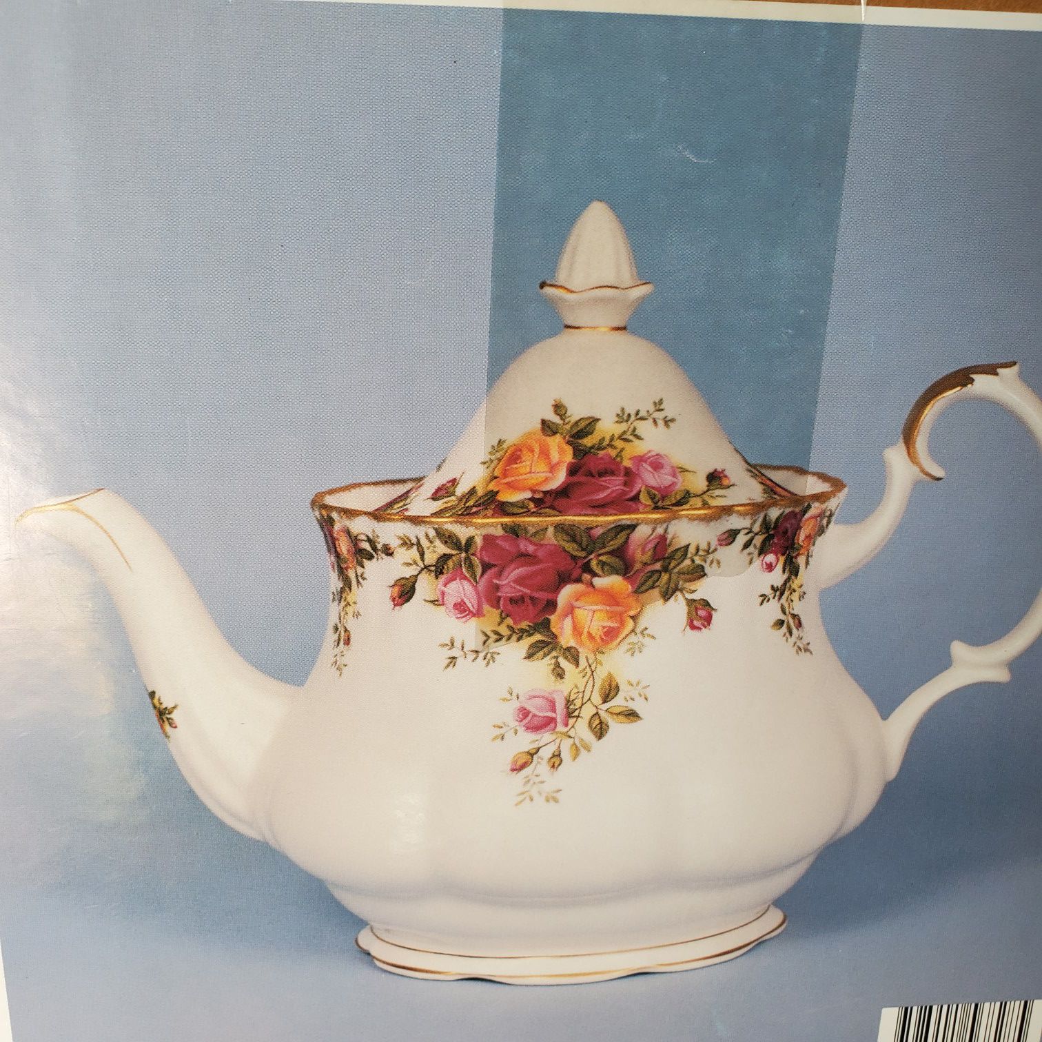 Old County Roses tea pot