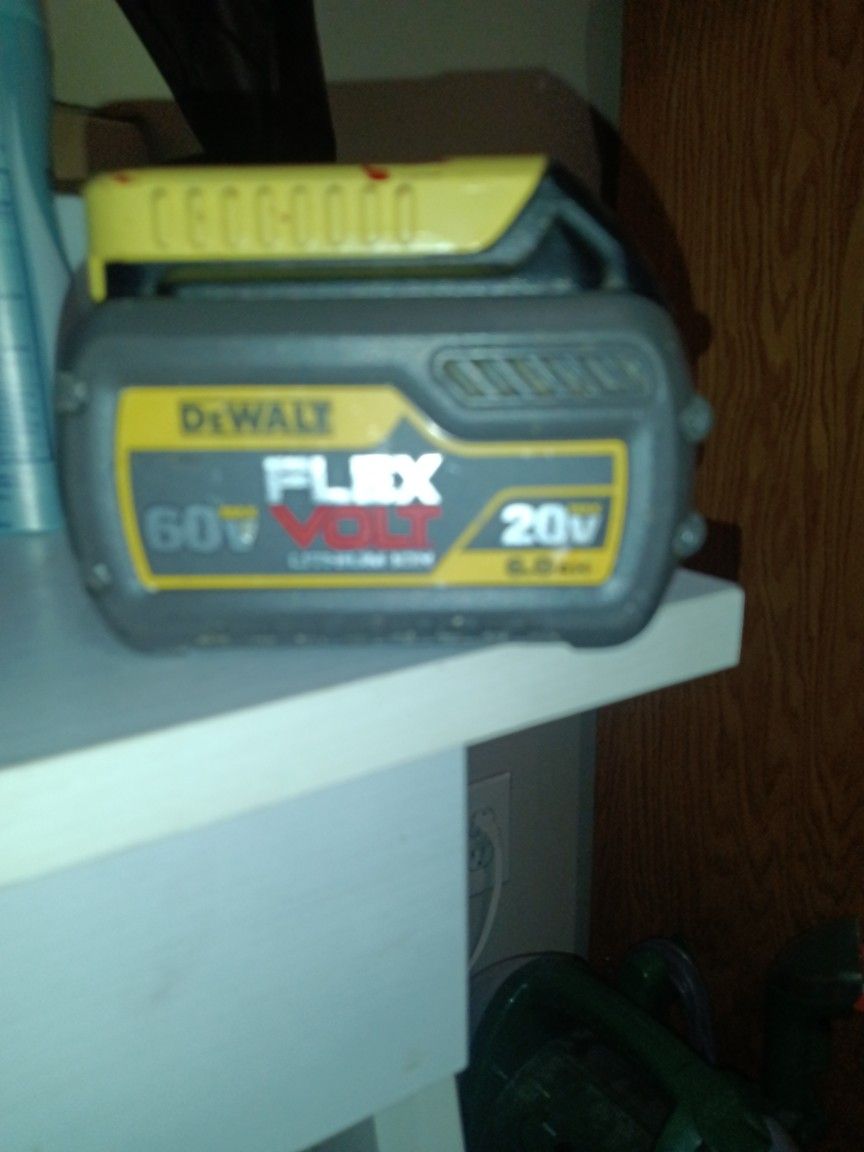 DeWalt Flex Volt Lithium Ion Battery for Sale in Bakersfield, CA OfferUp