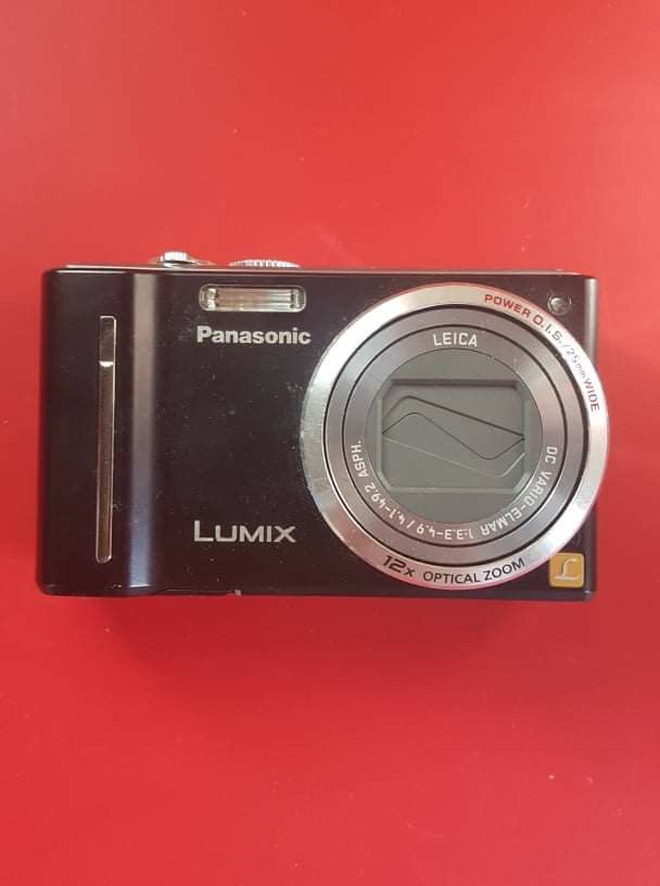 Digital Camera