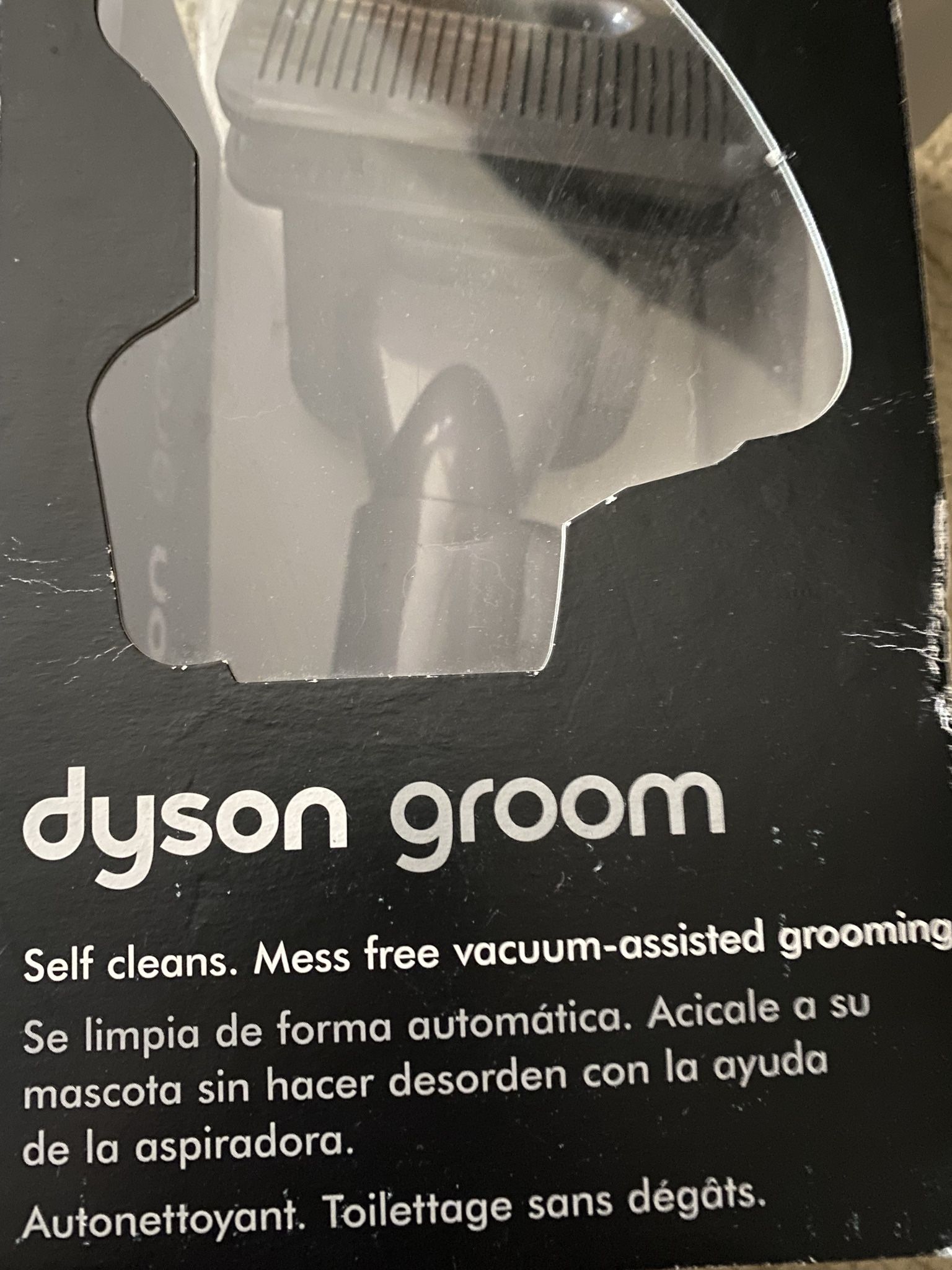 Stain Groom Attachment