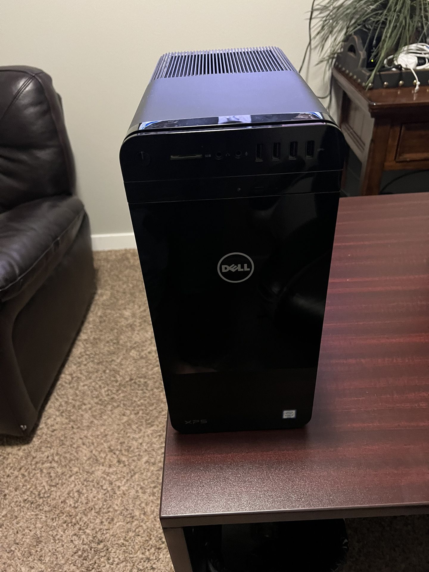 Dell XPS 8910 Computer