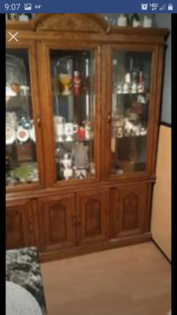 Oak China hutch