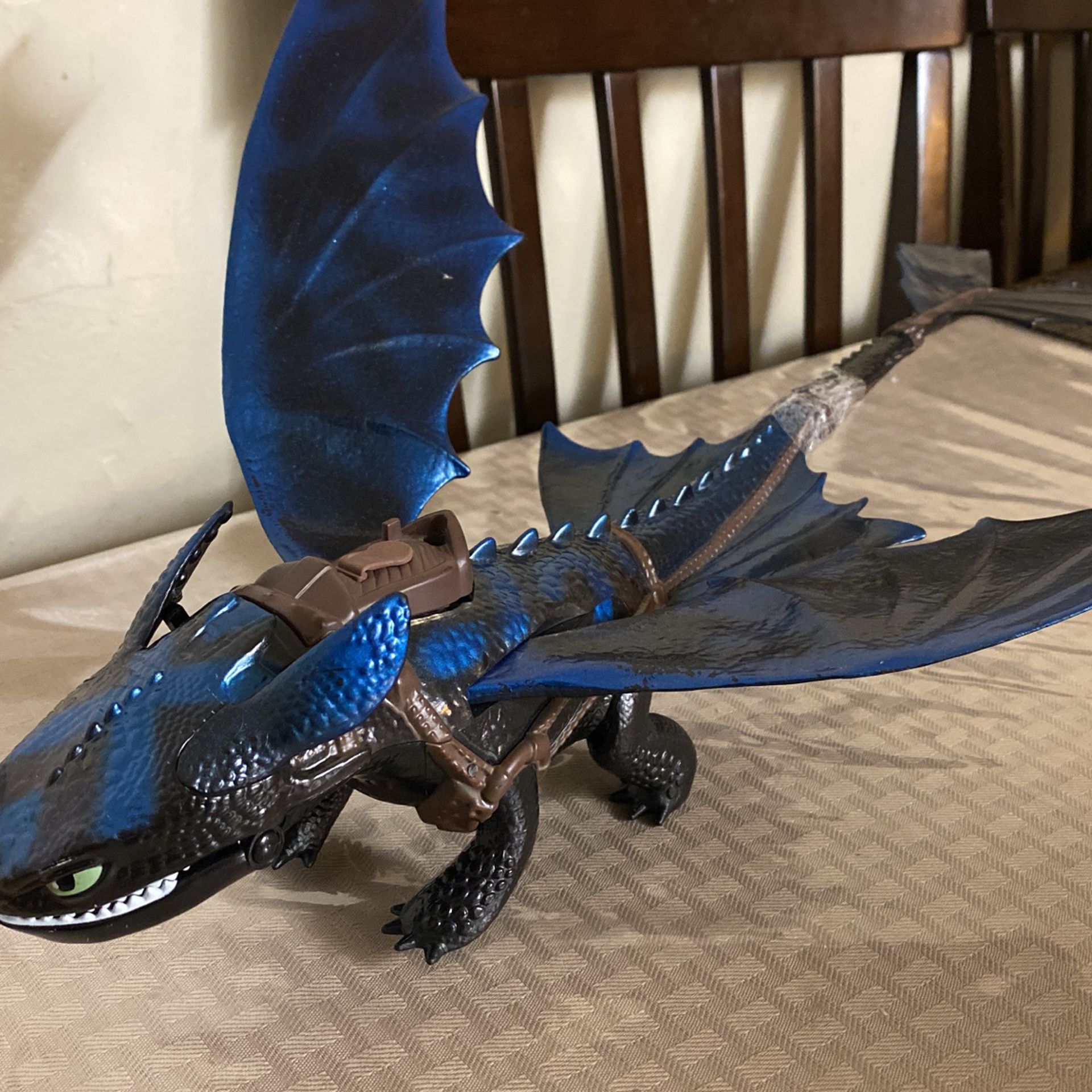 Giant Fire Breathing Toothless Action Figure 20”