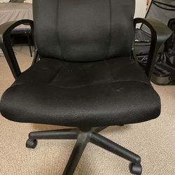 Black Rolling Desk Chair Thumbnail
