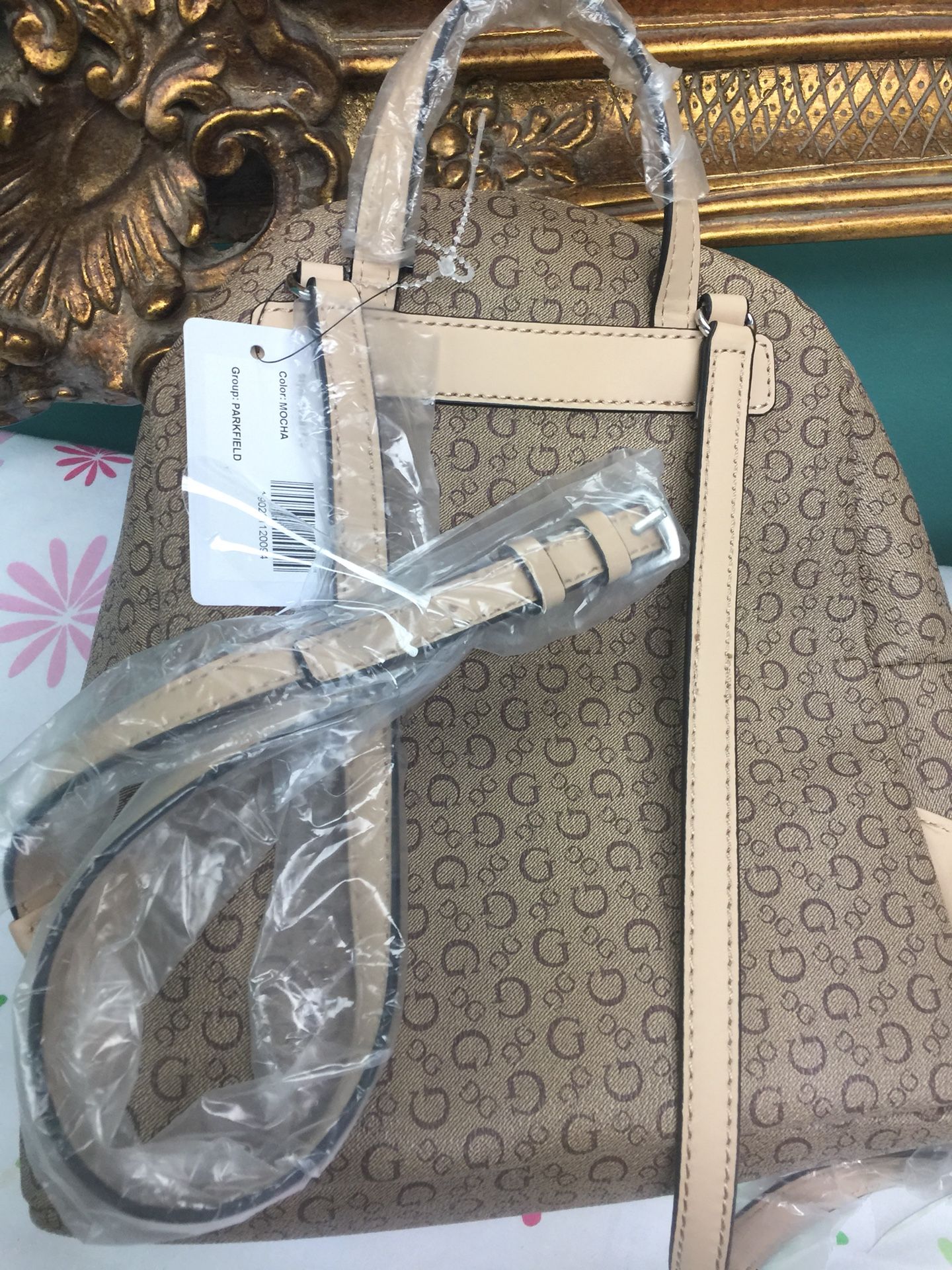 Small backpack GUESS