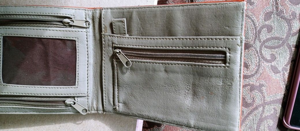 RARE Dooney and Bourke Crossbody