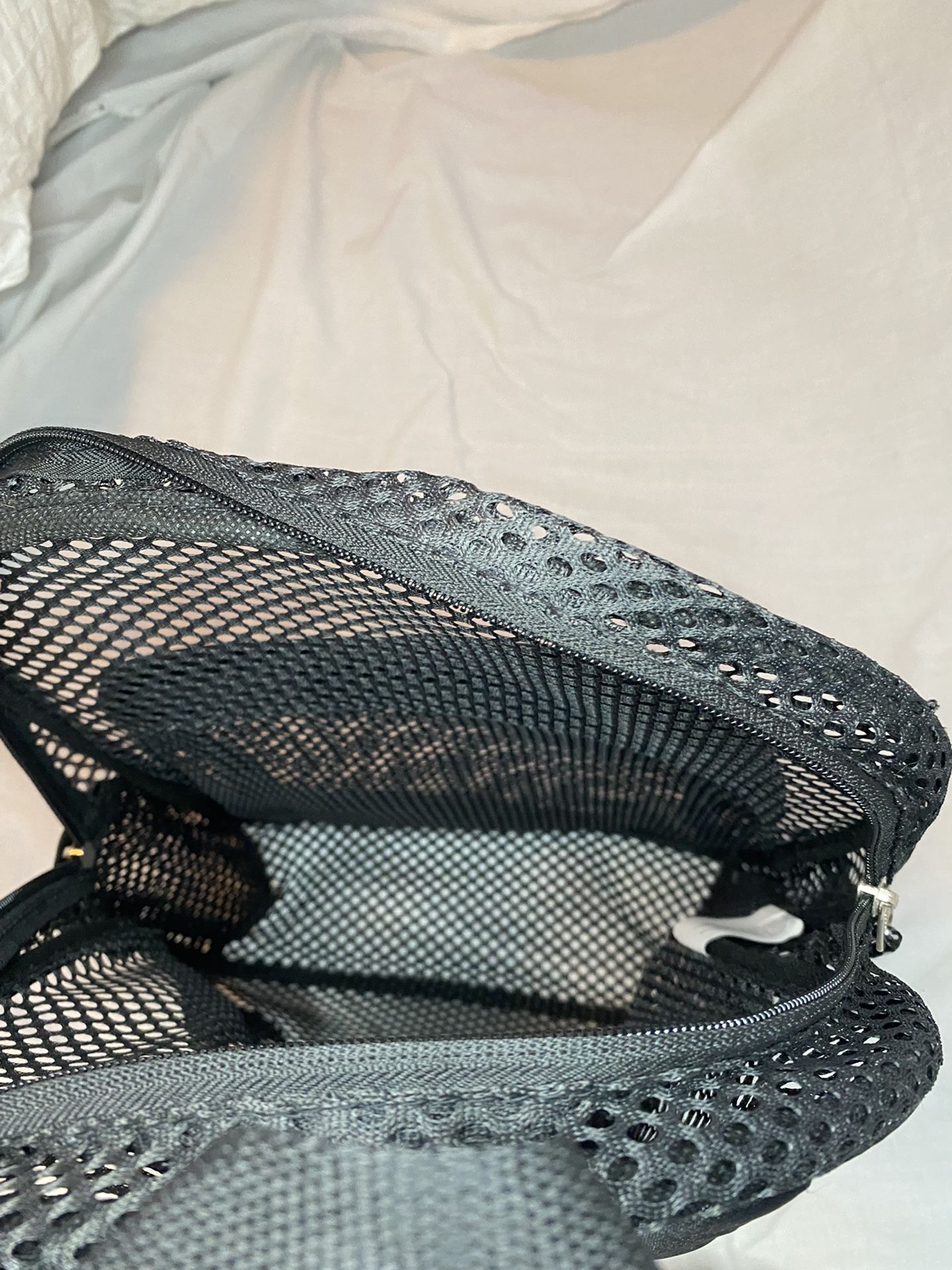Eastsport Sport Mesh Backpack, Black