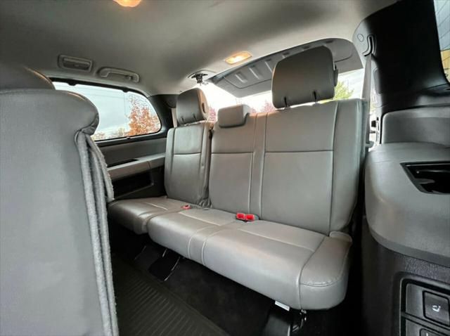 2015 Toyota Sequoia
