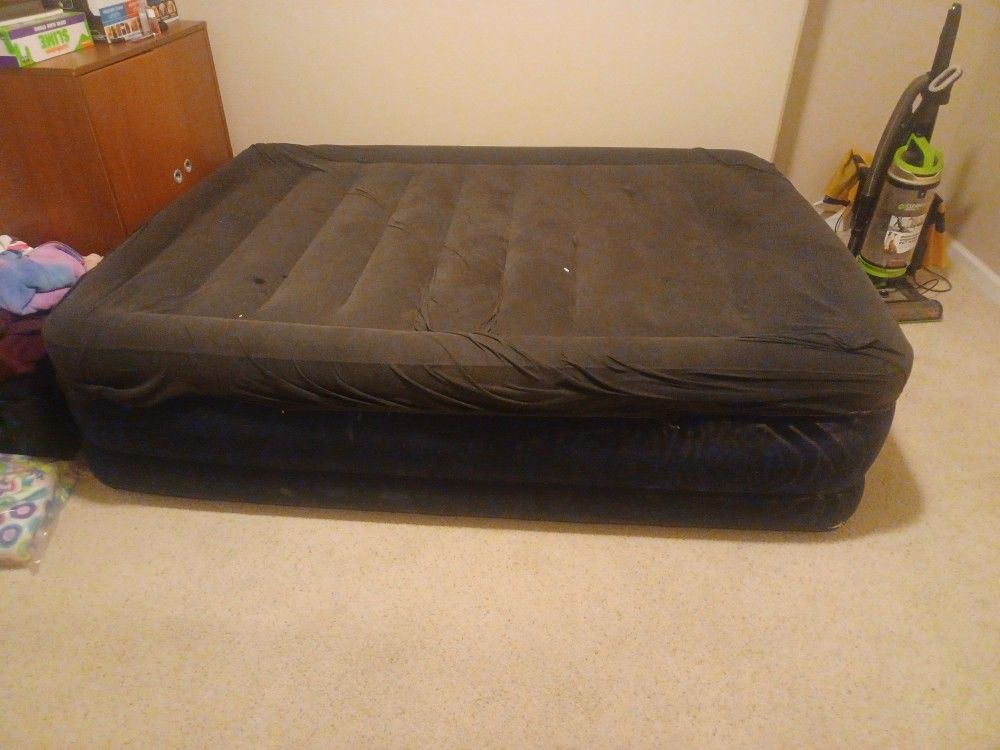 air mattress