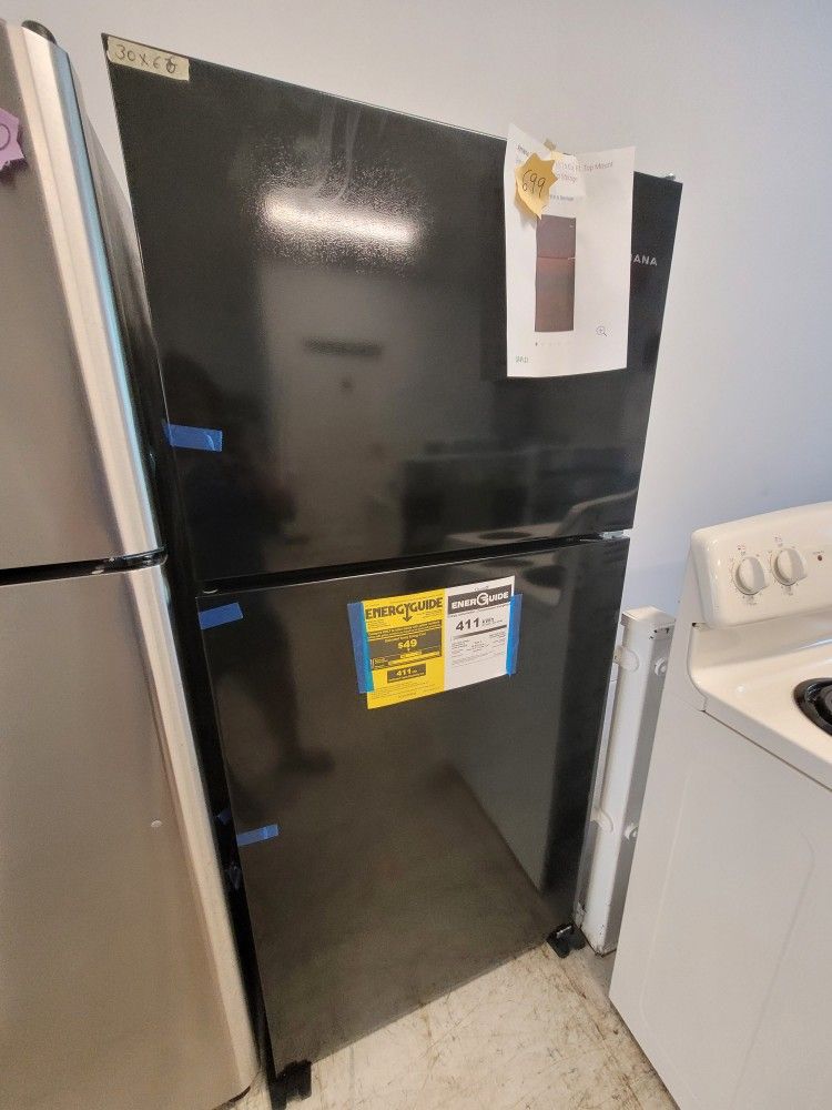 Amana Top Freezer Refrigerator New Open Box With 6month's Warranty