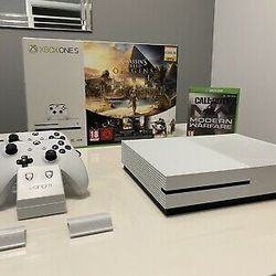 xbox one s am giving it out for free to bless someone who first wish me happy 10years  wedding anniversary today on my cellphone number  916^306^5219 Thumbnail