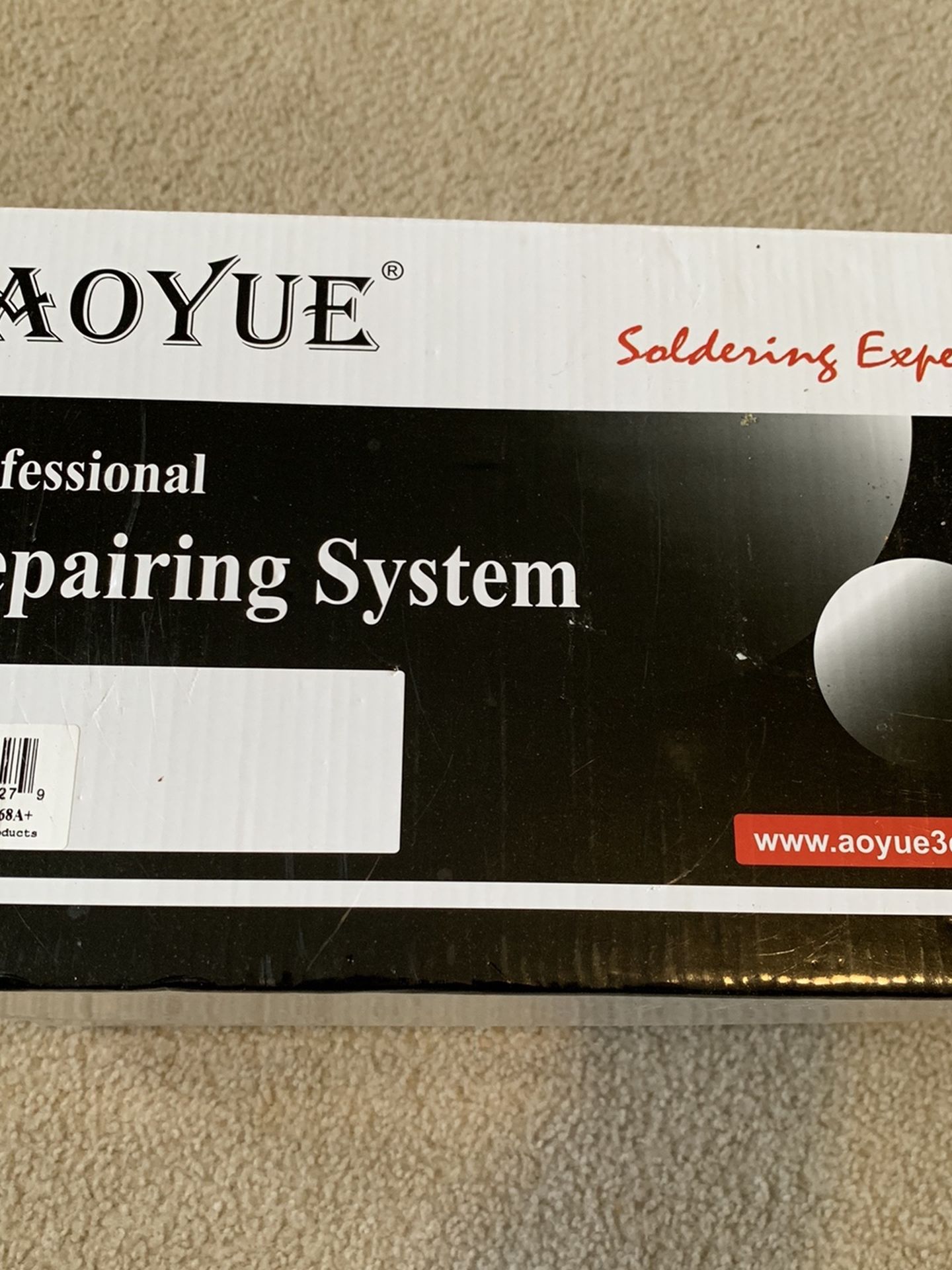 Aoyue 968A+ Professional SMD Digital Hot Air Rework Station with a Soldering Iron and Vacuum Pickup