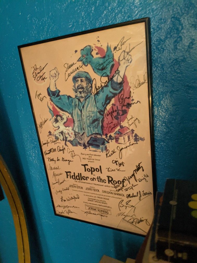 Fiddler On The Roof, Hand Signed Poster By Original Broadway Cast Members In Frame
