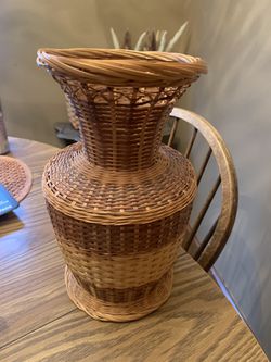 Wicker Basket Vase  Thumbnail
