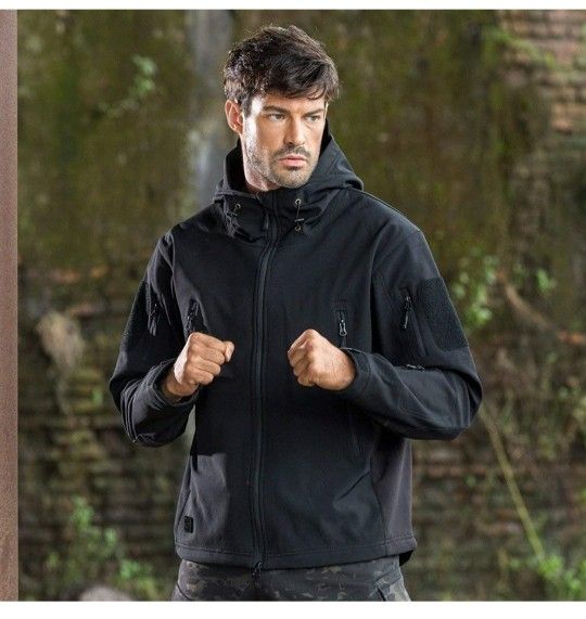 New Men's Free Soldier Waterproof Soft She'll Hooded Tactical Jacket