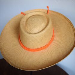 CAMPESTRE HAT: YELLOW. INSPIRED BY THE BEAUTY OF THE FIELDS OF ECUADOR Thumbnail