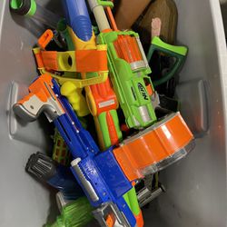 A Lot Of 20 Kids Toy Guns Thumbnail