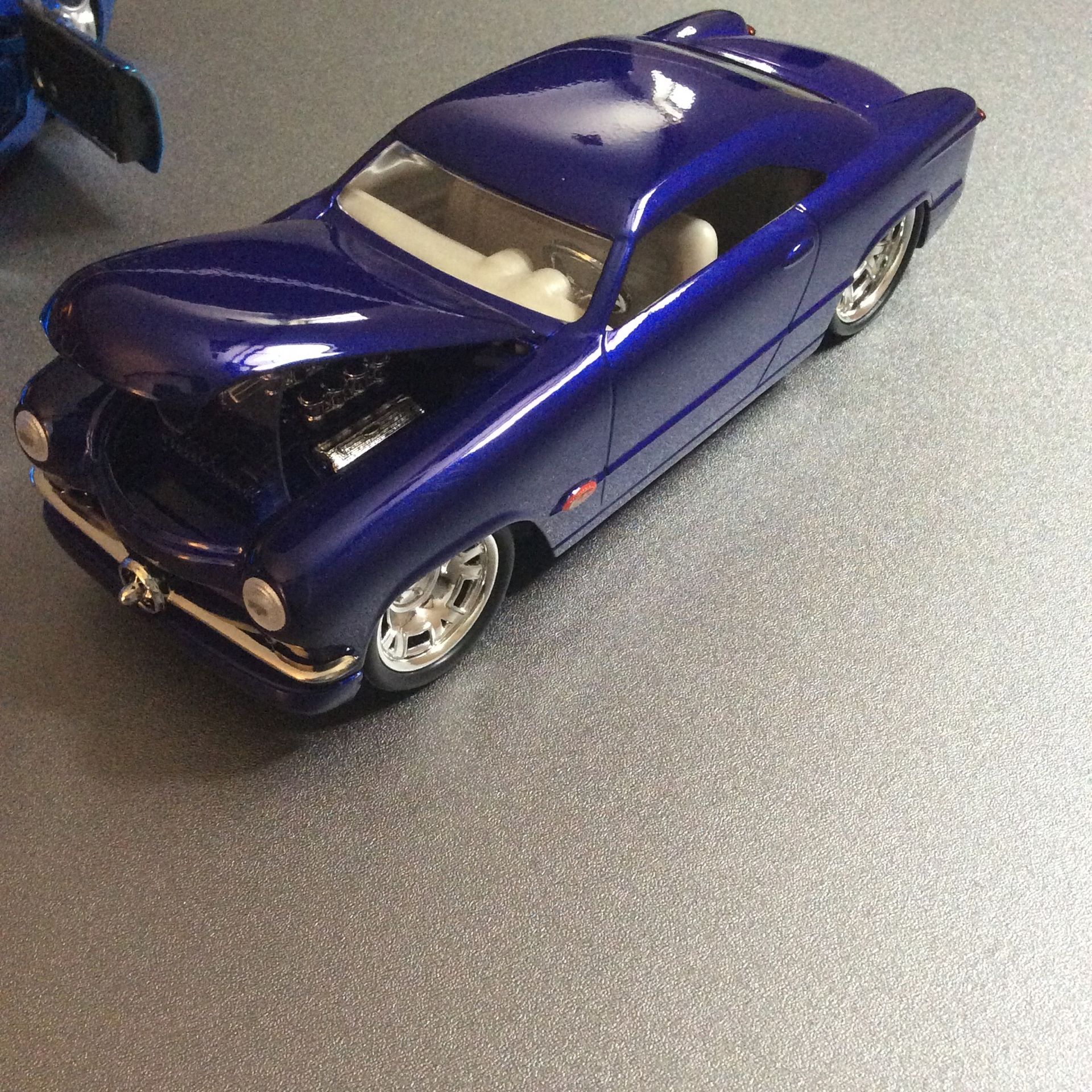 1:24 DIE-CAST Cars - Shelby GT 500KR BIG TIME MUSCLE & Custom Hawk Lloyd Studabaker