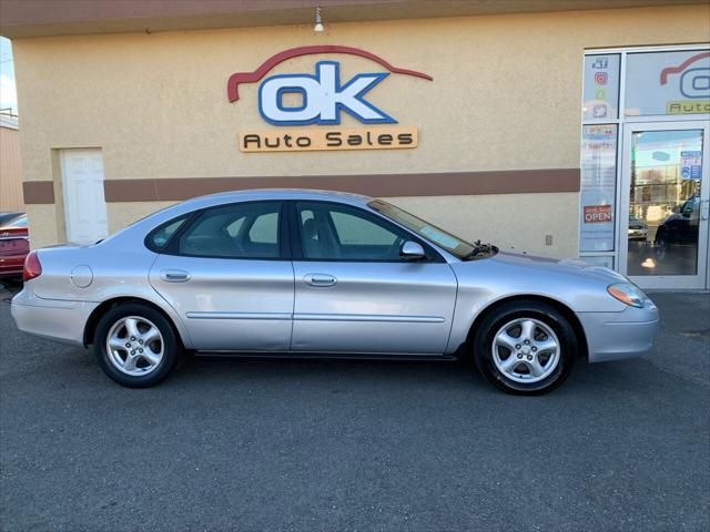 2003 Ford Taurus
