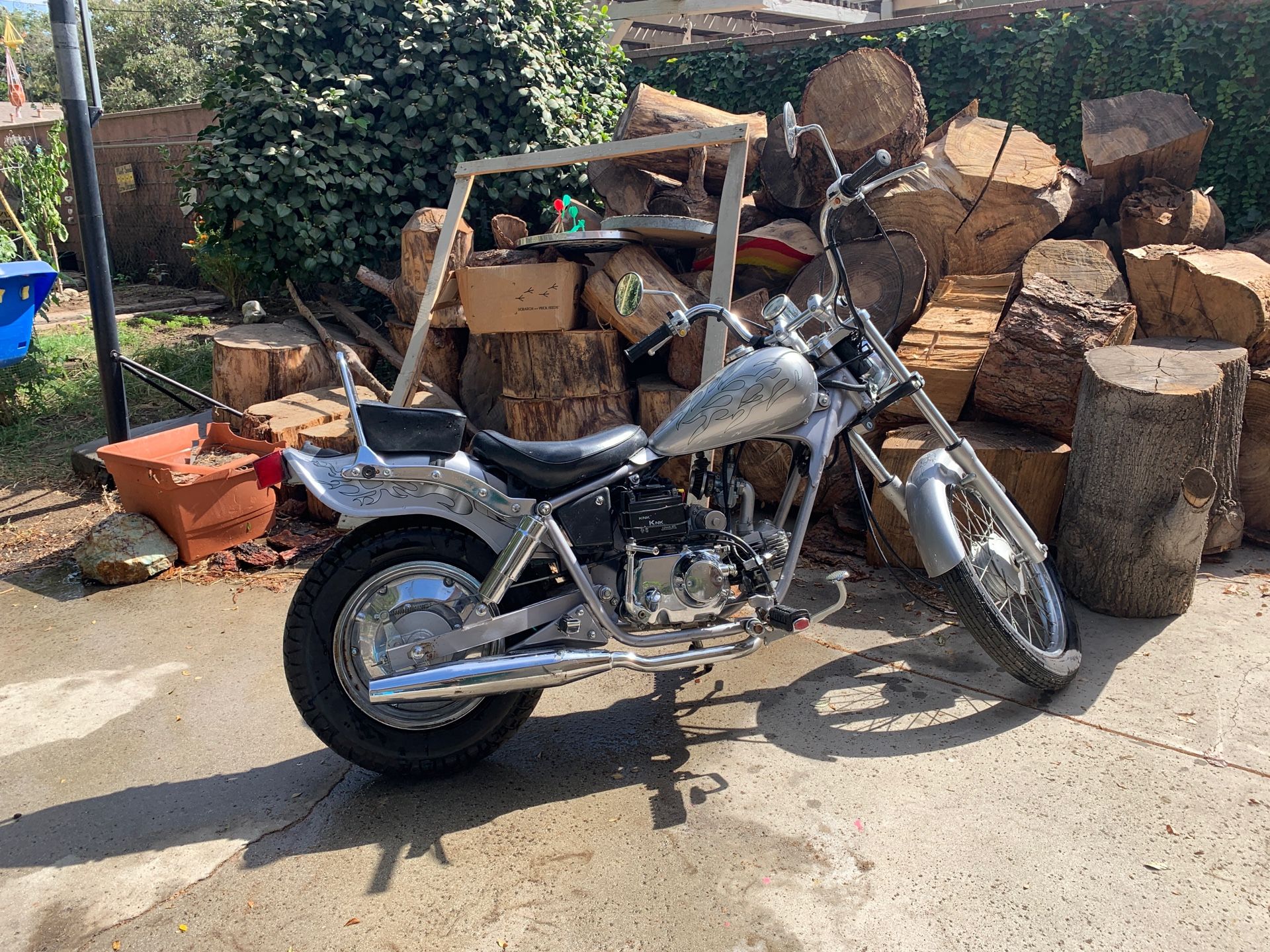 Pagsta 49cc mini chopper for Sale in Montclair, CA OfferUp