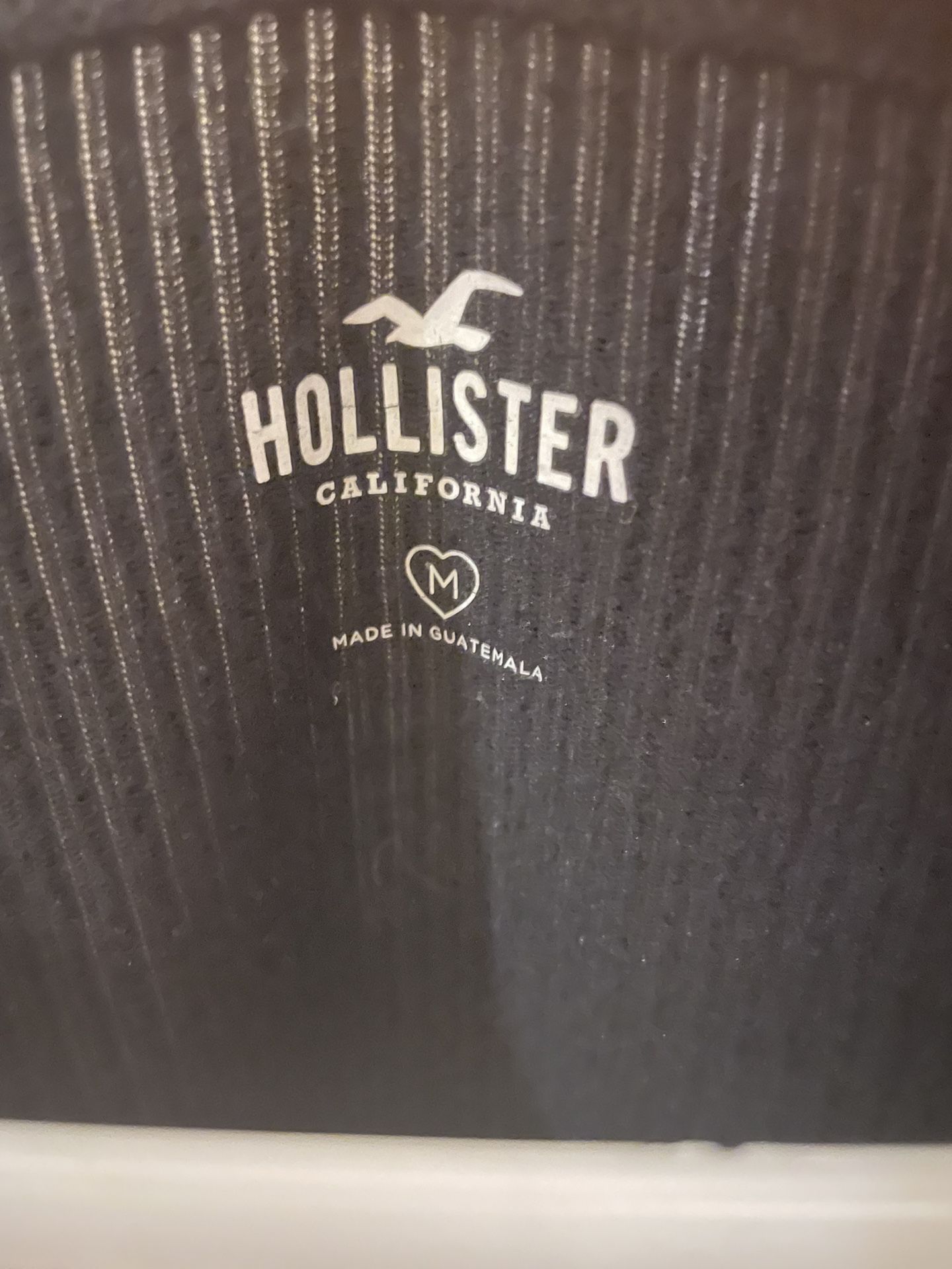 Girls Hollister Shirts And Hoodie