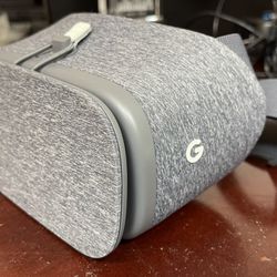 Google Daydream View - VR Headseat Thumbnail