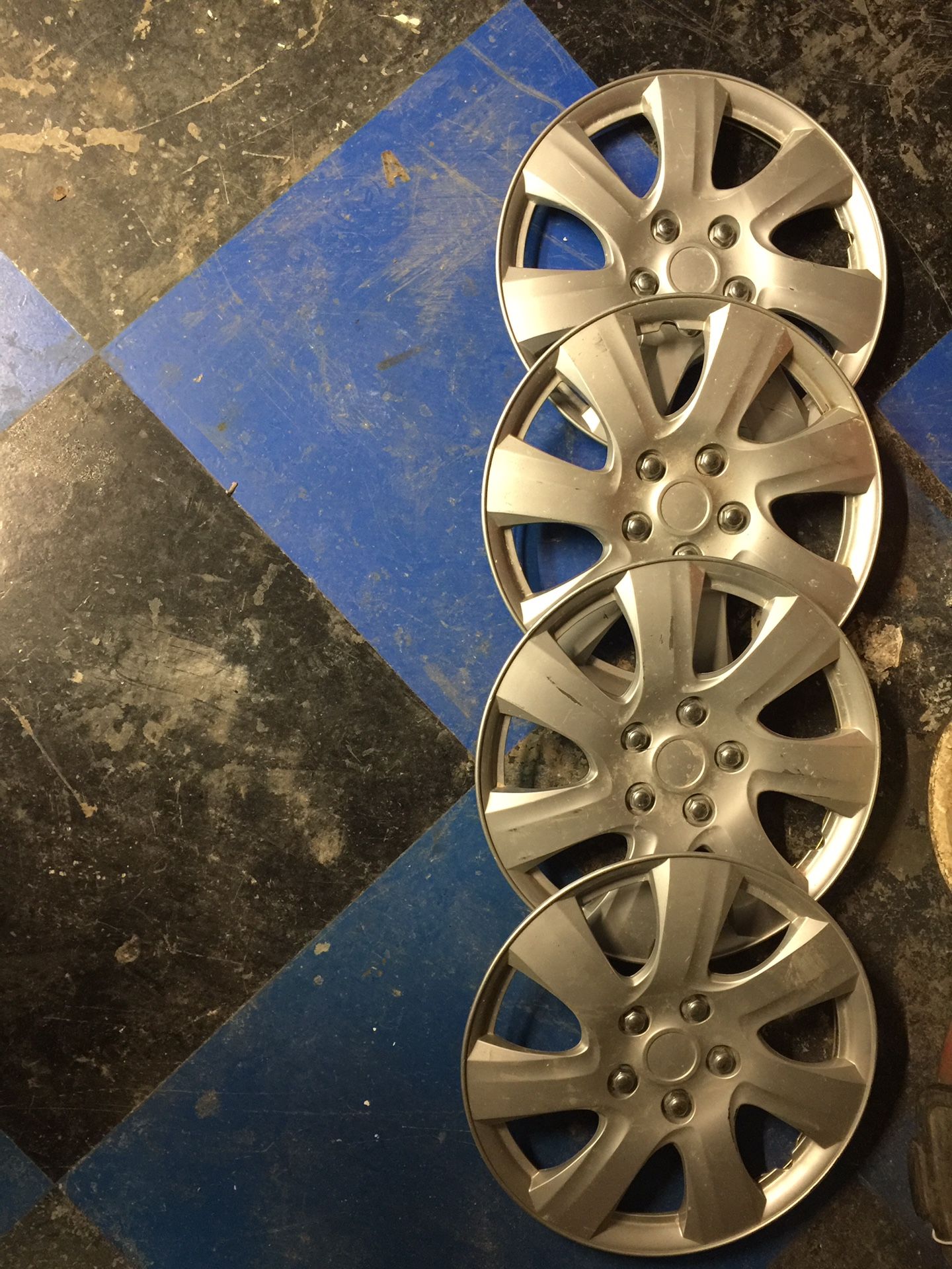 215/60R16 x4