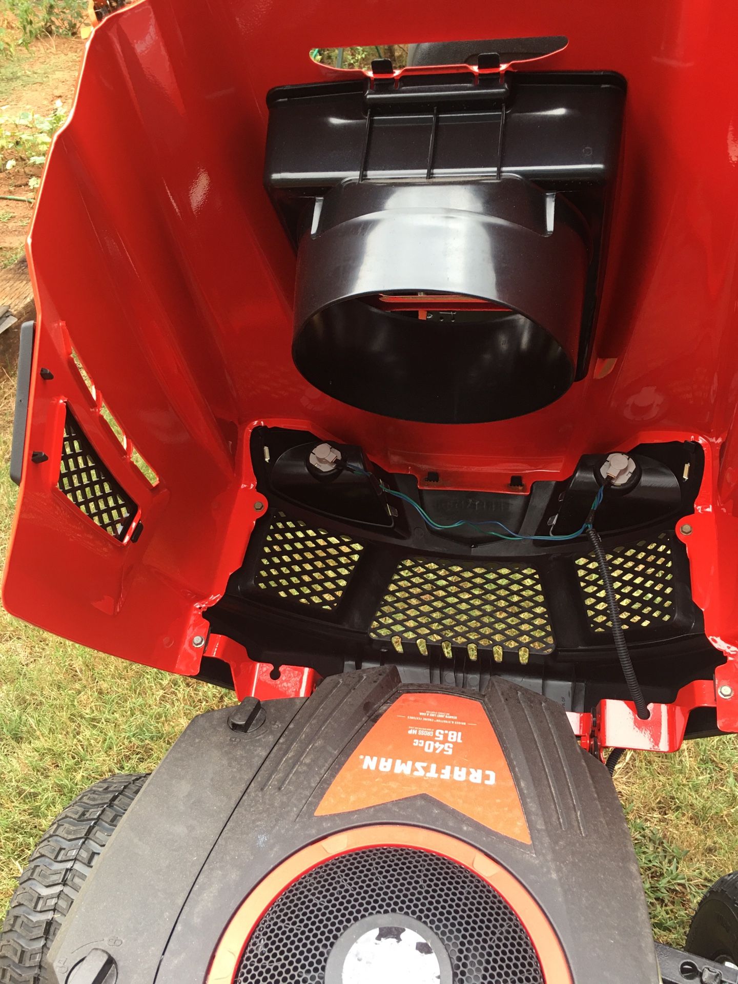 CRAFTSMAN T130 18.5HP Automatic 42in Riding Lawn Mower for Sale in