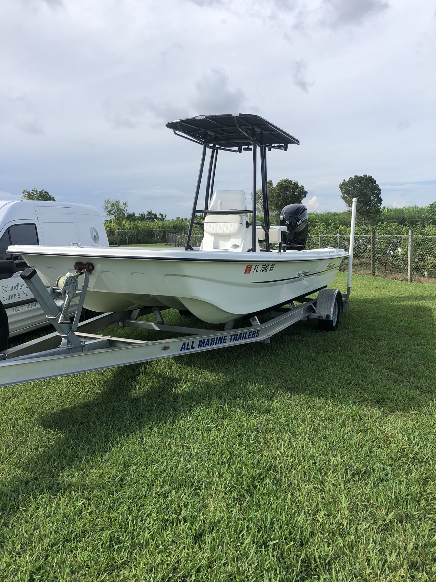 Mako 19 pro skiff for Sale in Miami, FL OfferUp