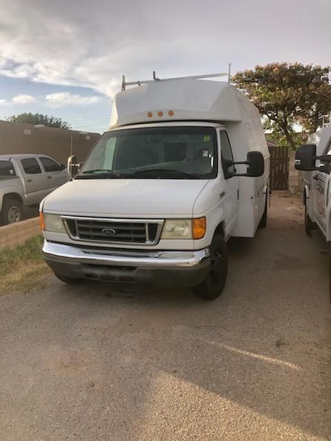 2006 Ford E-450