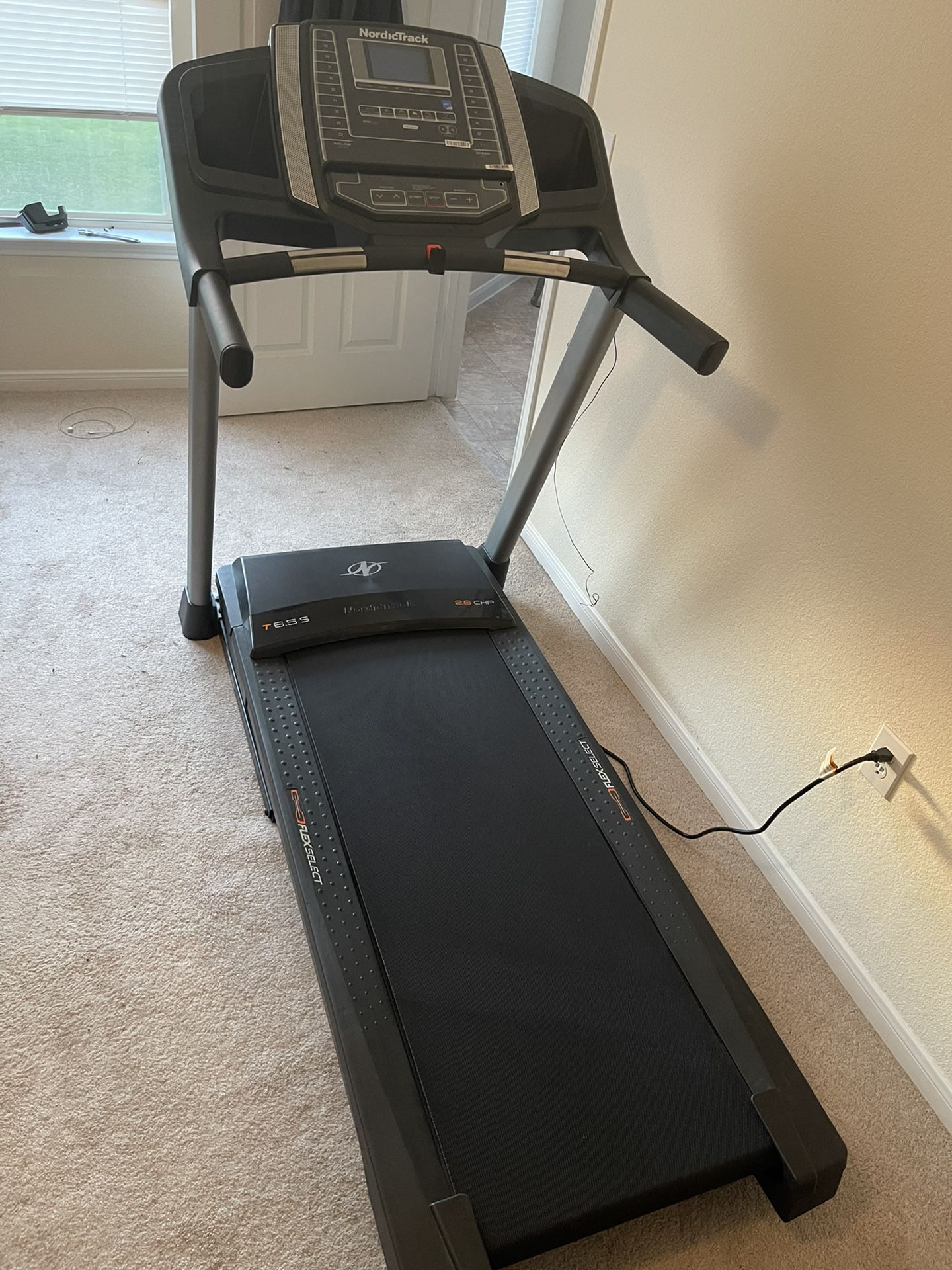  Nordictrack T-series 6.5 Treadmill