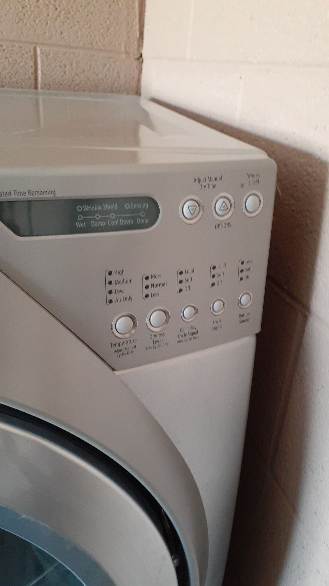 Nice whirlpool duet gas dryer available