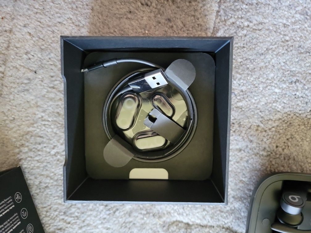 POWER BEATS PRO