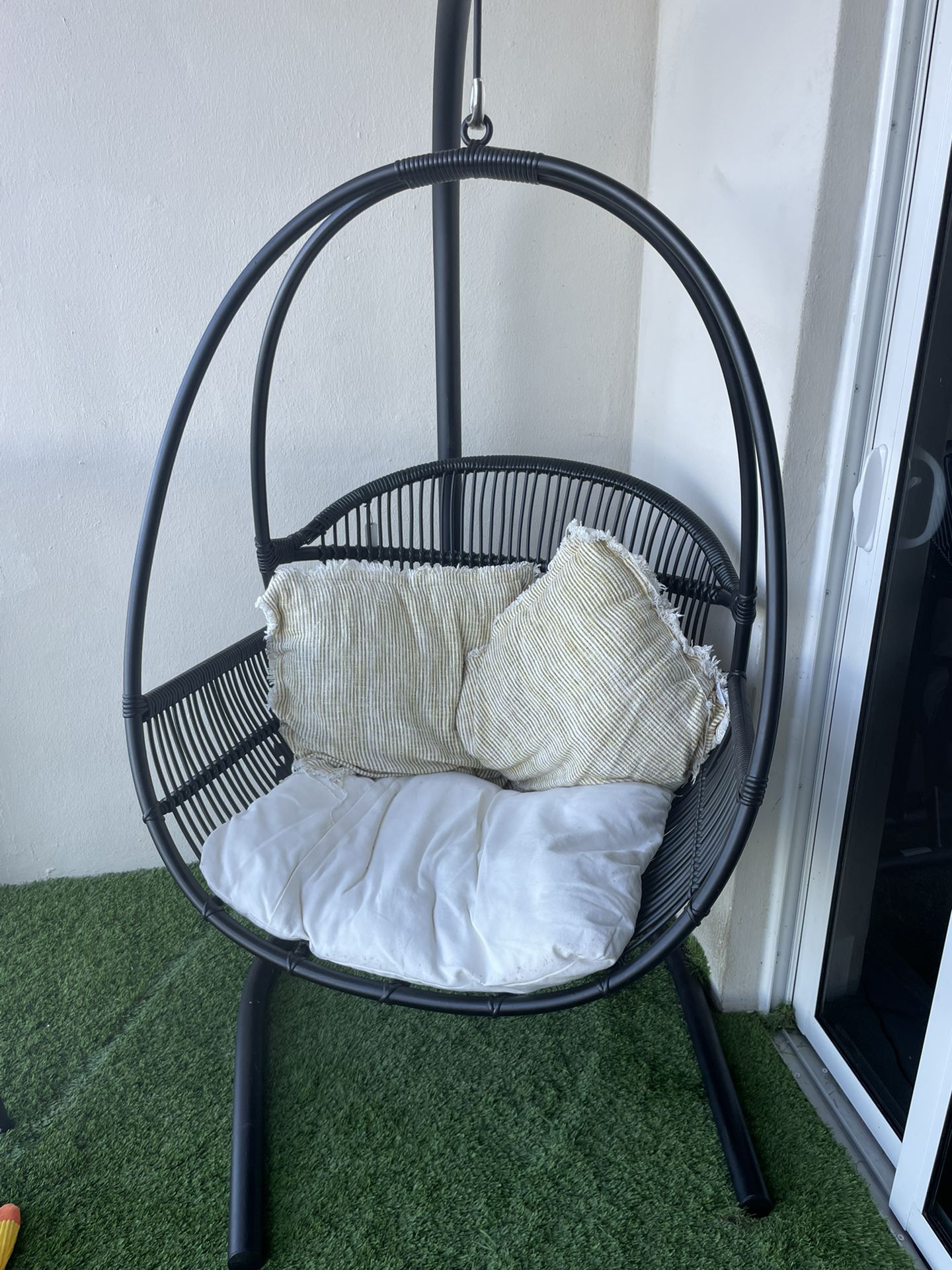 Berkshire Porch Swing with Stand