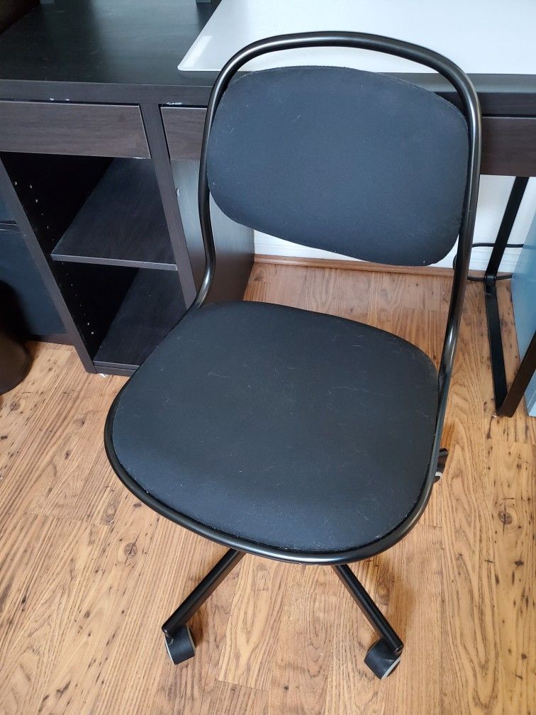 Desk And Chair