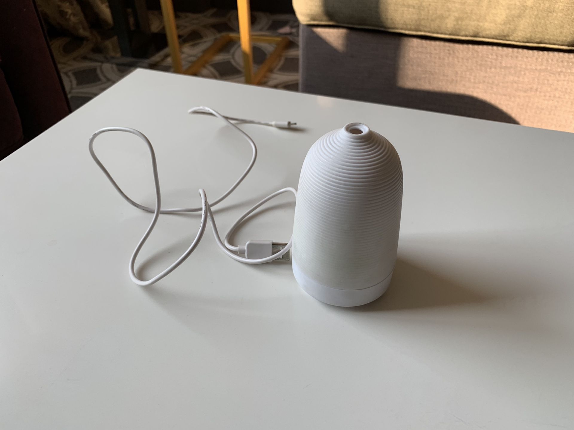 Small humidifier for office desk