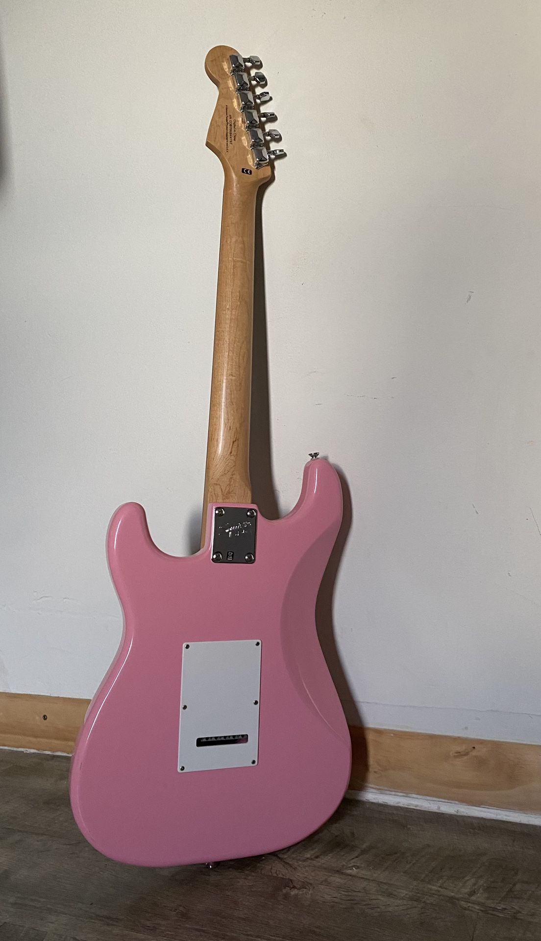 Electric Fender Squier Guitar 