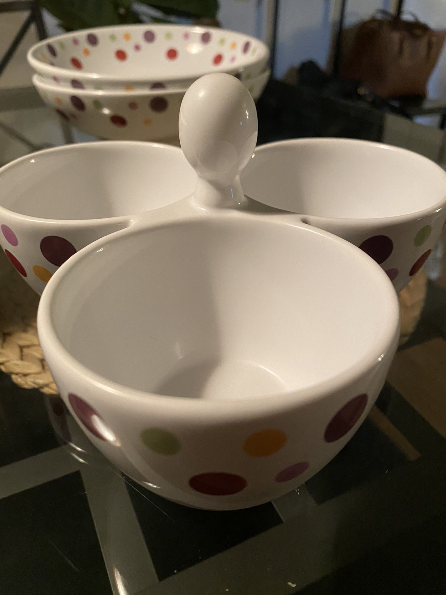 3 section server dots Pampered Chef